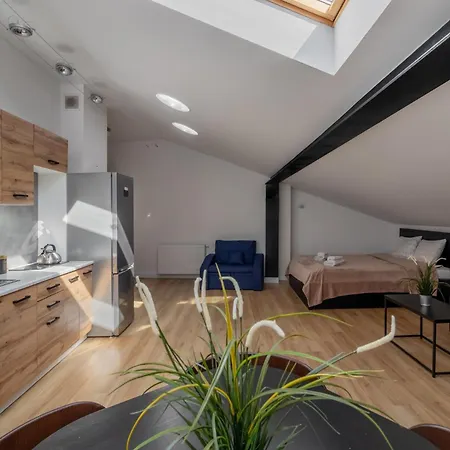 Apartment Close-golden - Marcinkowskiego New Warsaw