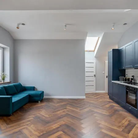 Close-golden - Marcinkowskiego New Apartment Warsaw
